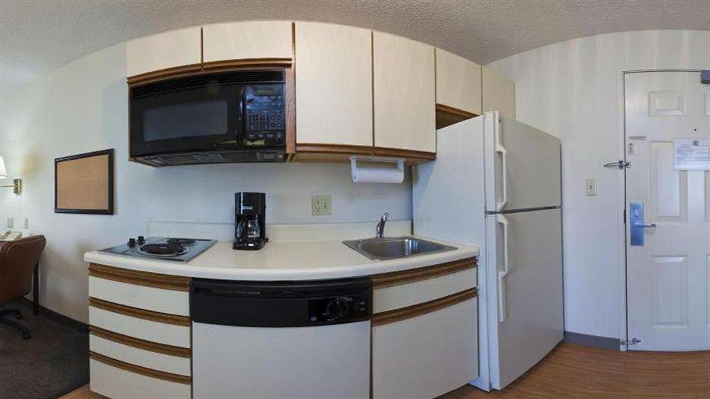Sonesta Simply Suites Des Moines ويست دي موينز المظهر الخارجي الصورة
